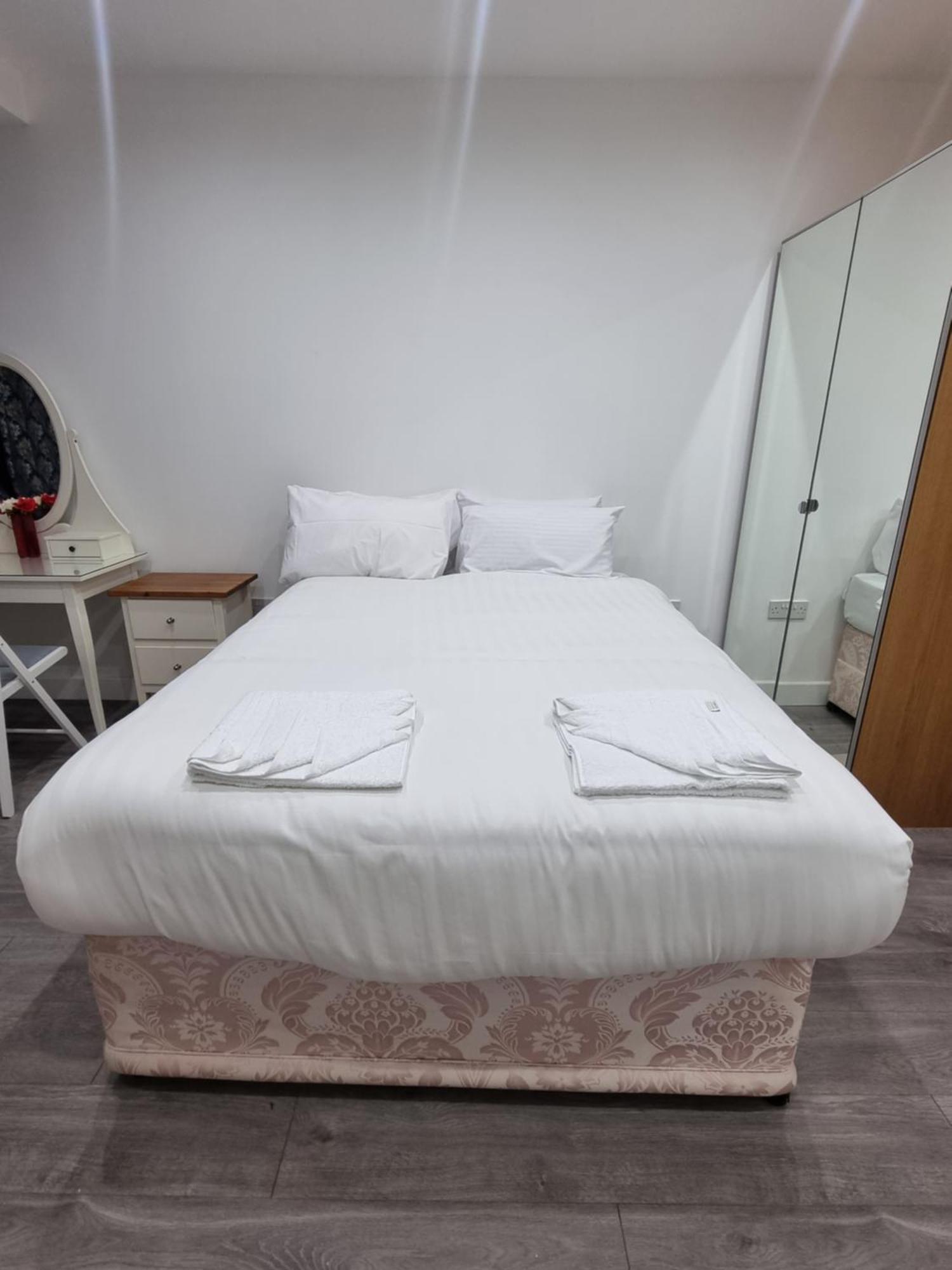 Brand New Studios In Harrow Eksteriør bilde